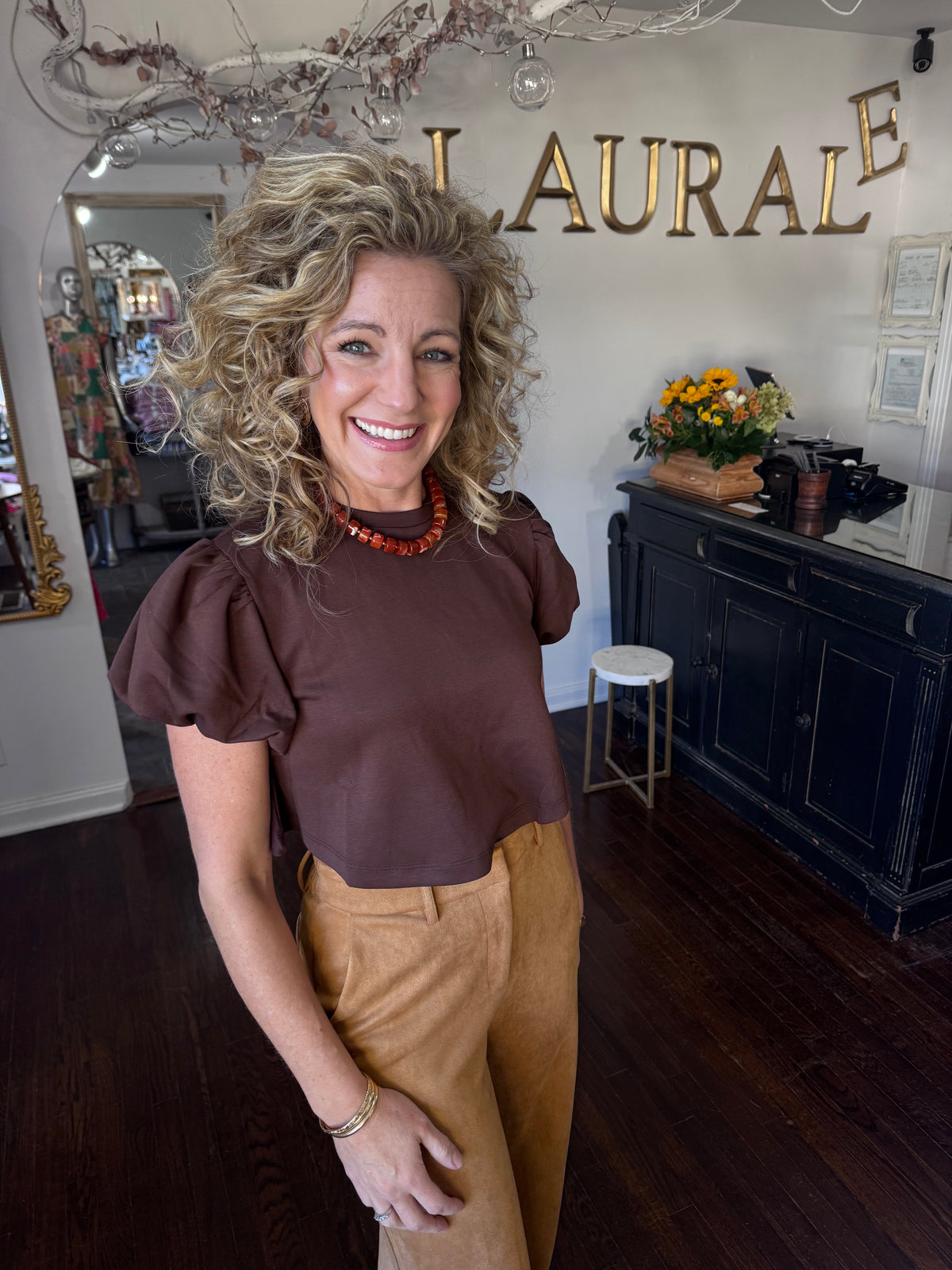 Brown cropped puff sleeve top