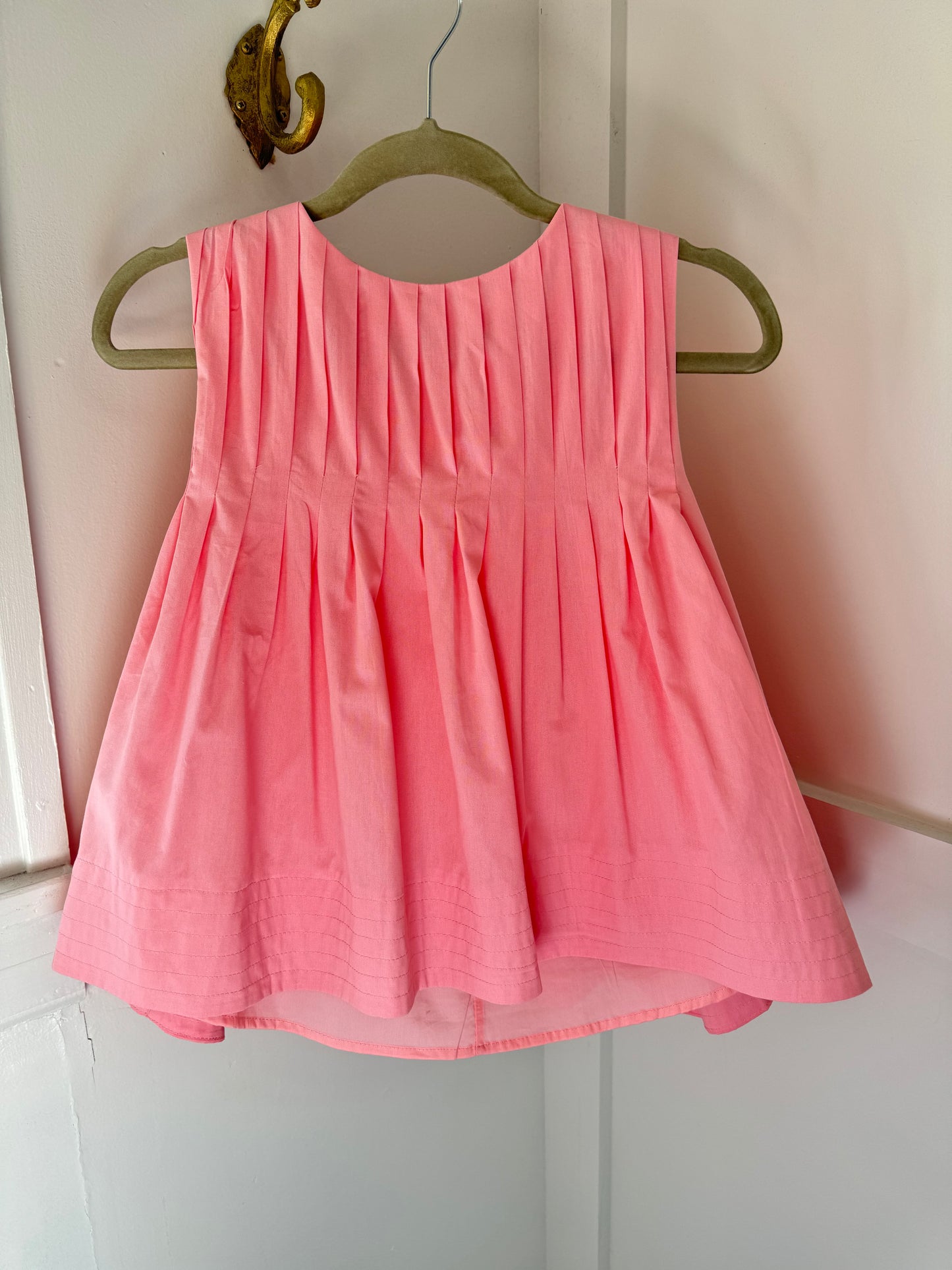 Pink pleated top