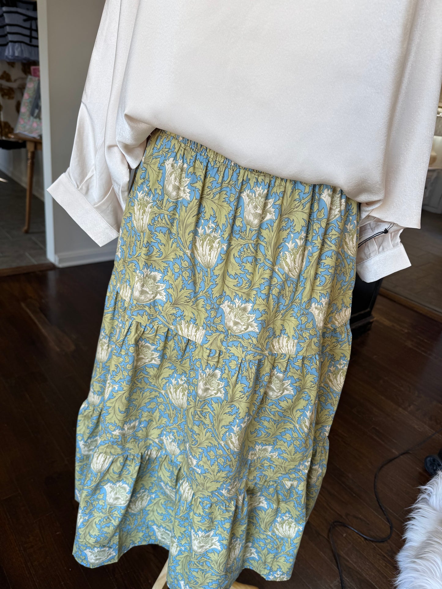 Moss paisley print tiered skirt