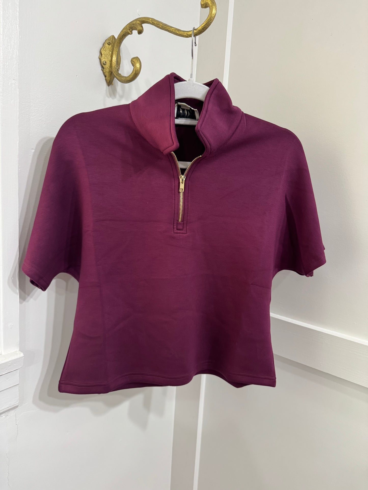 Port quarter zip top