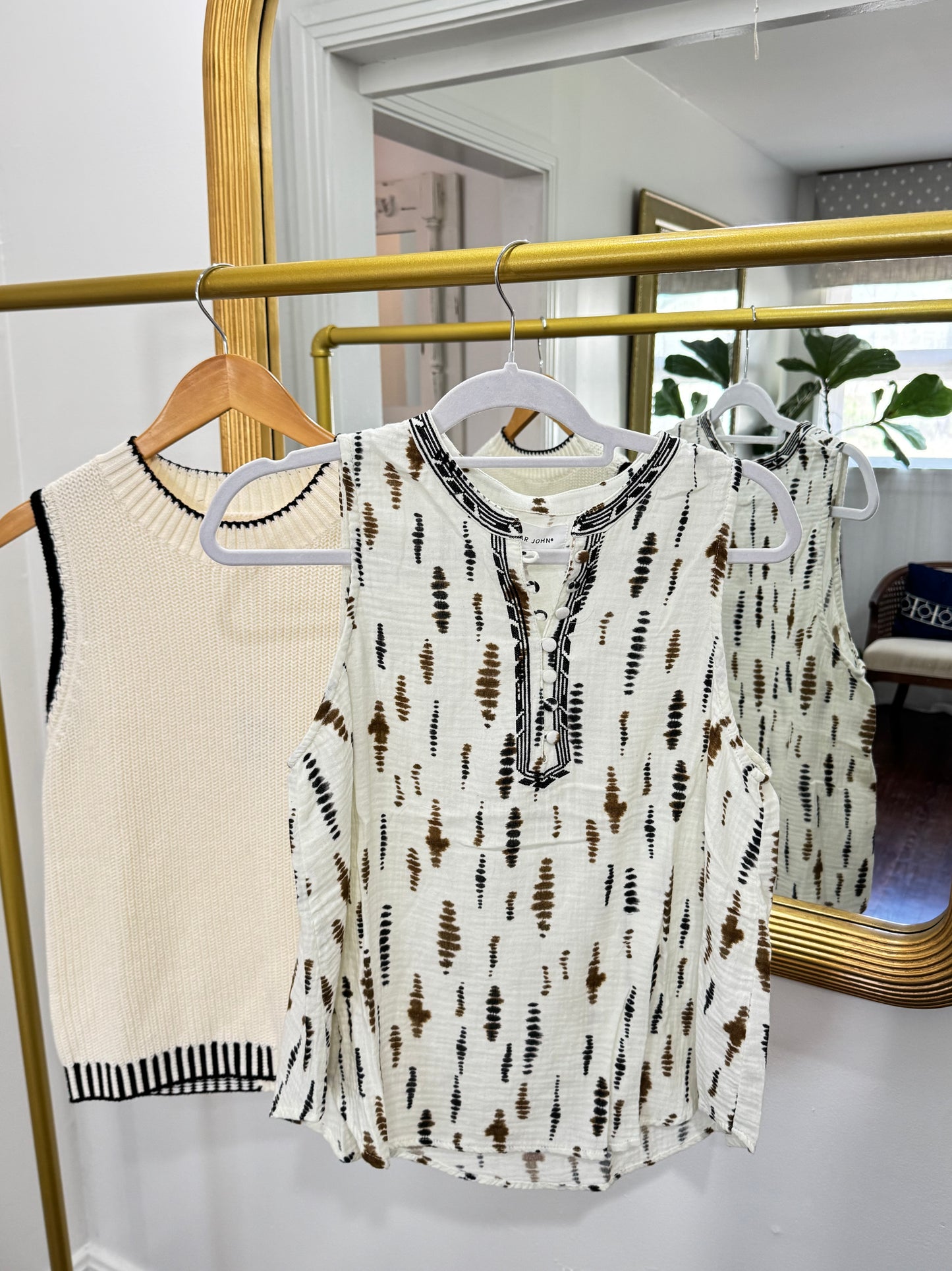 Birna cream and black sweater