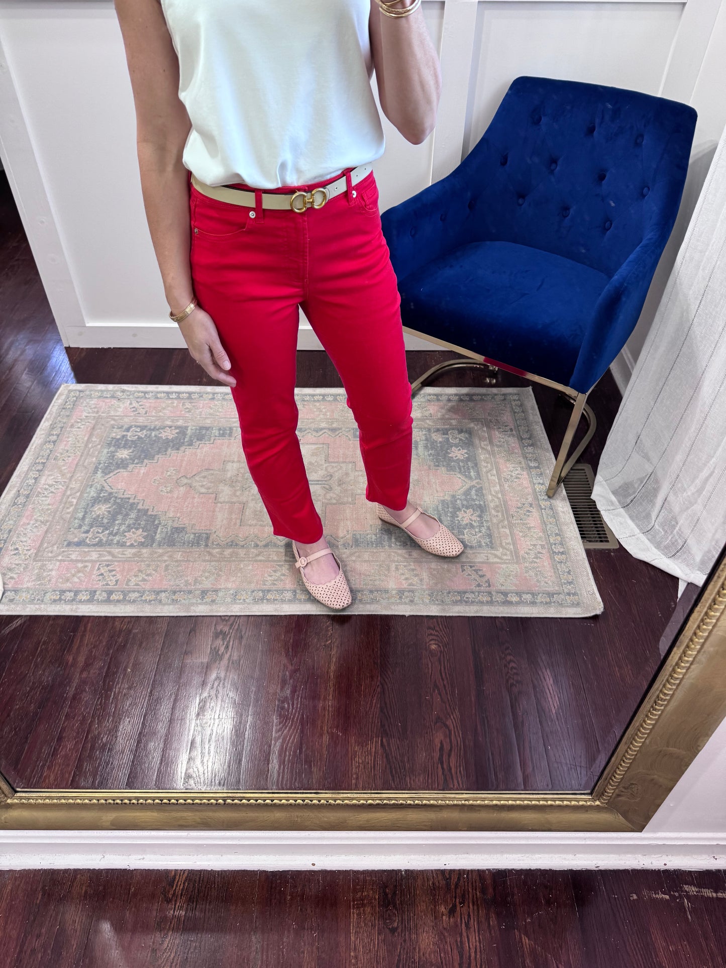 Anika salsa red