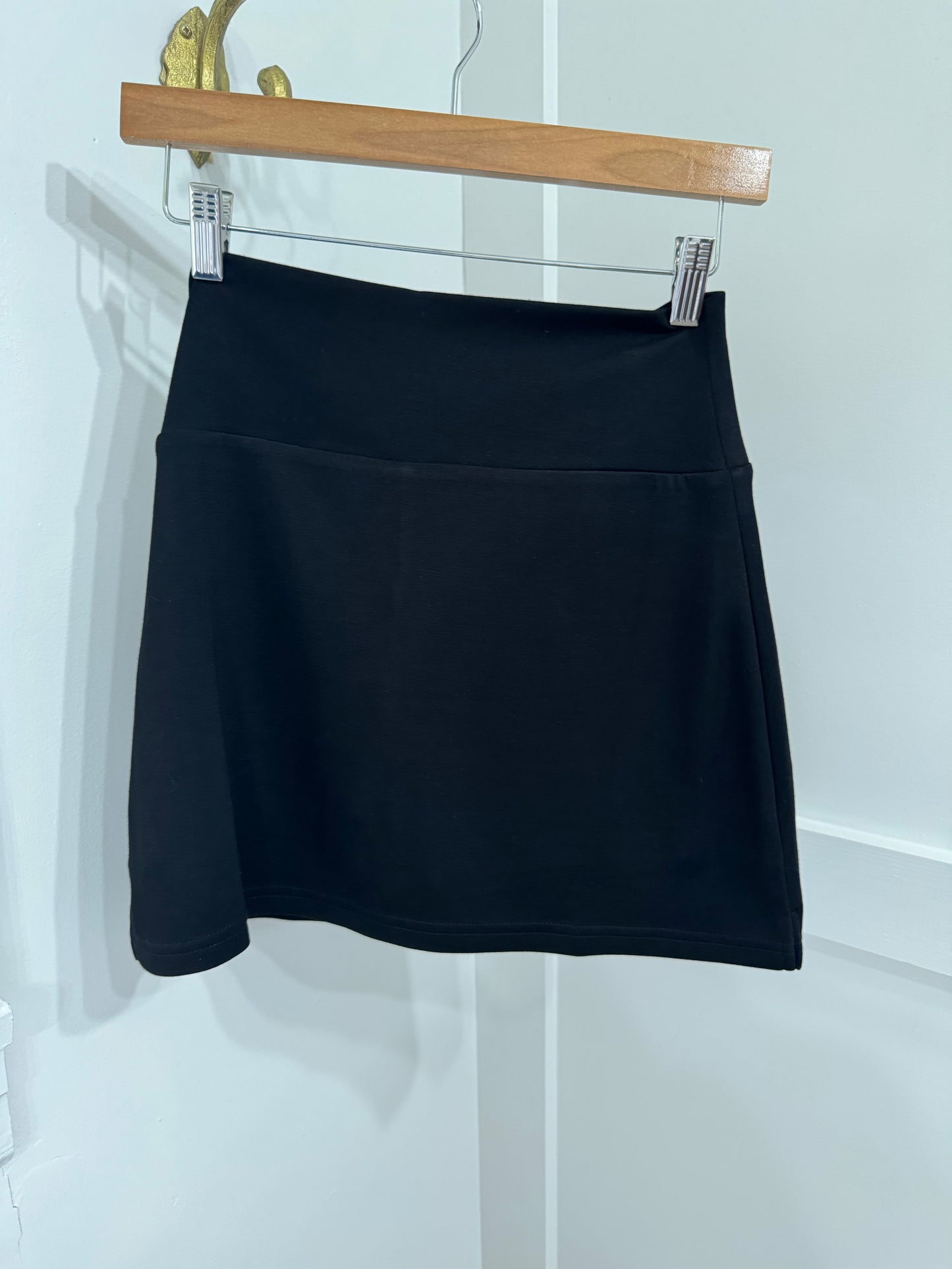 Scuba knit skirt black