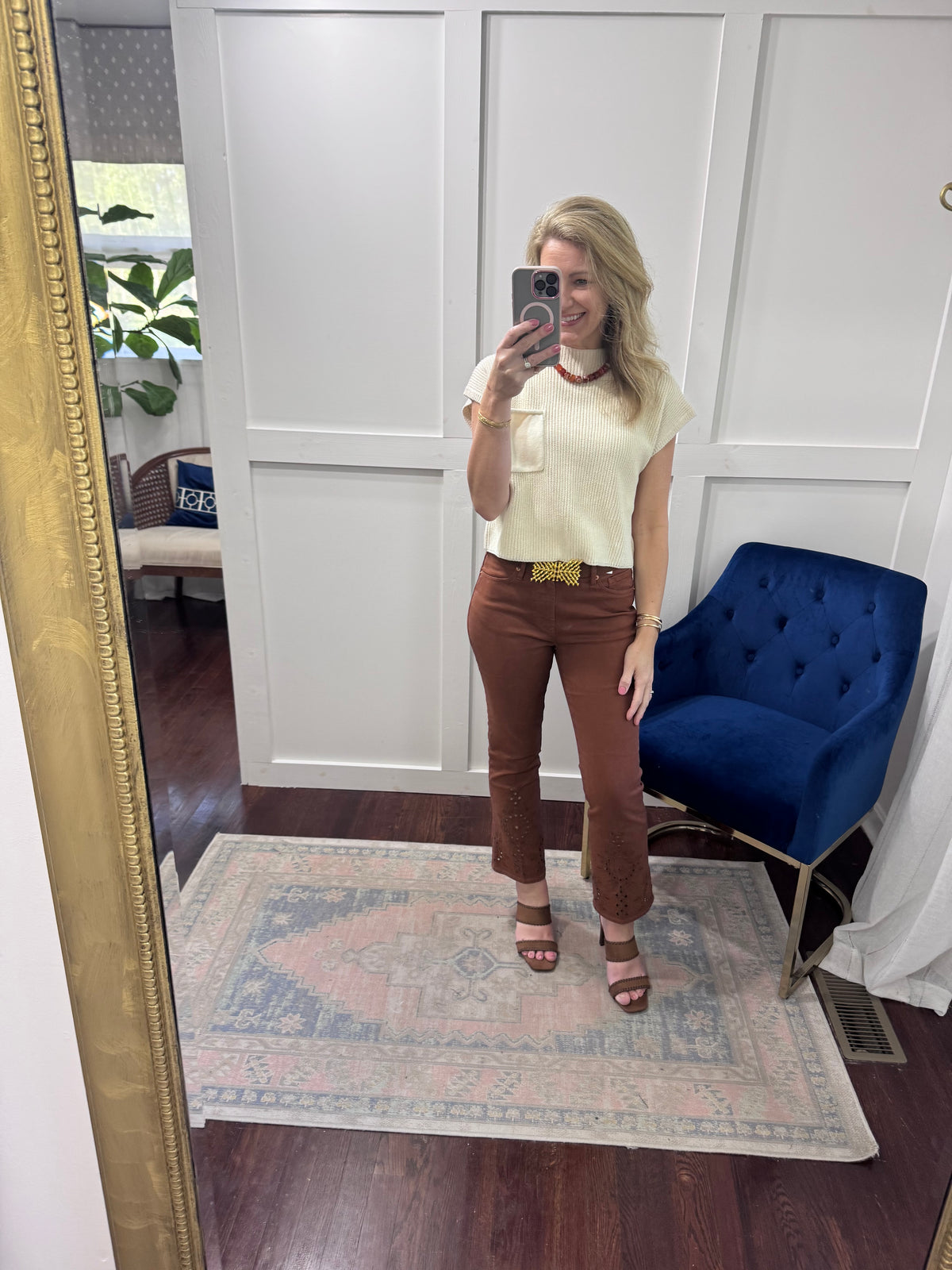 Jeanne cappucino eyelet