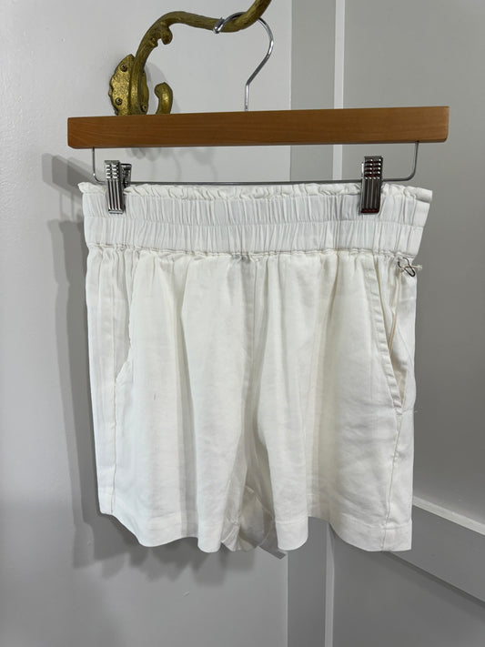 Koa white shorts