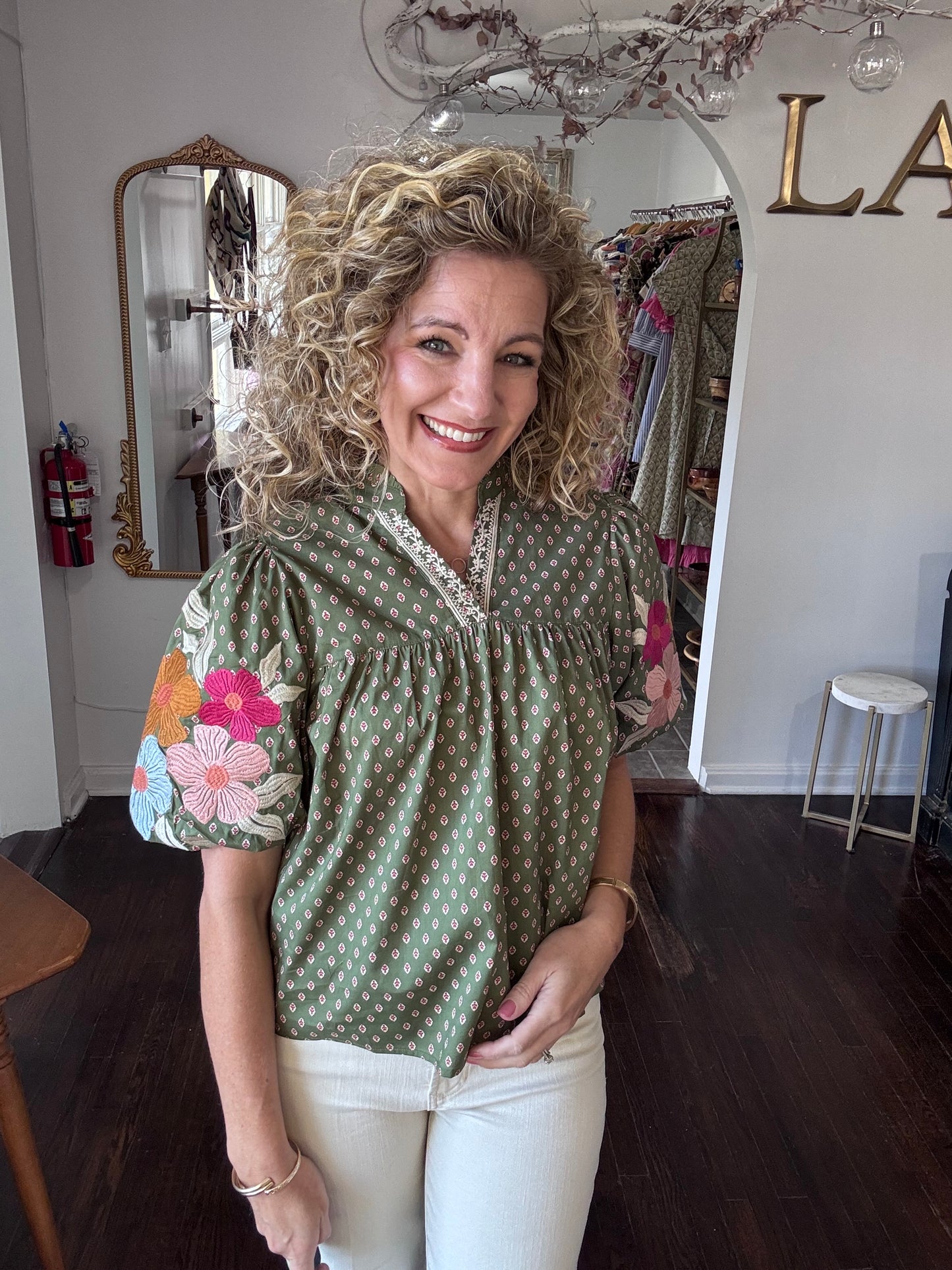 Olive embroidery sleeve top