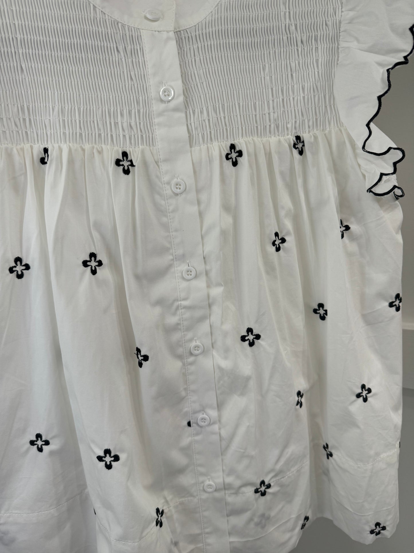 White black flower smock top