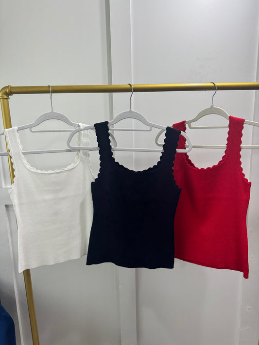 Scalloped detail ribbed tank
