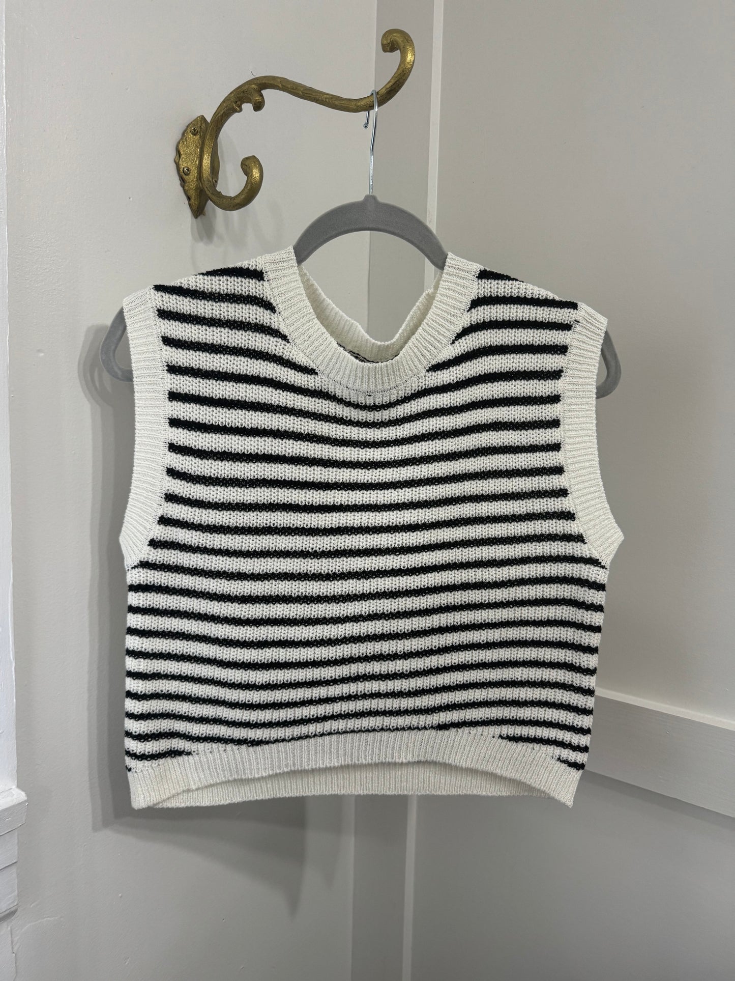 Black white striped cropped vest