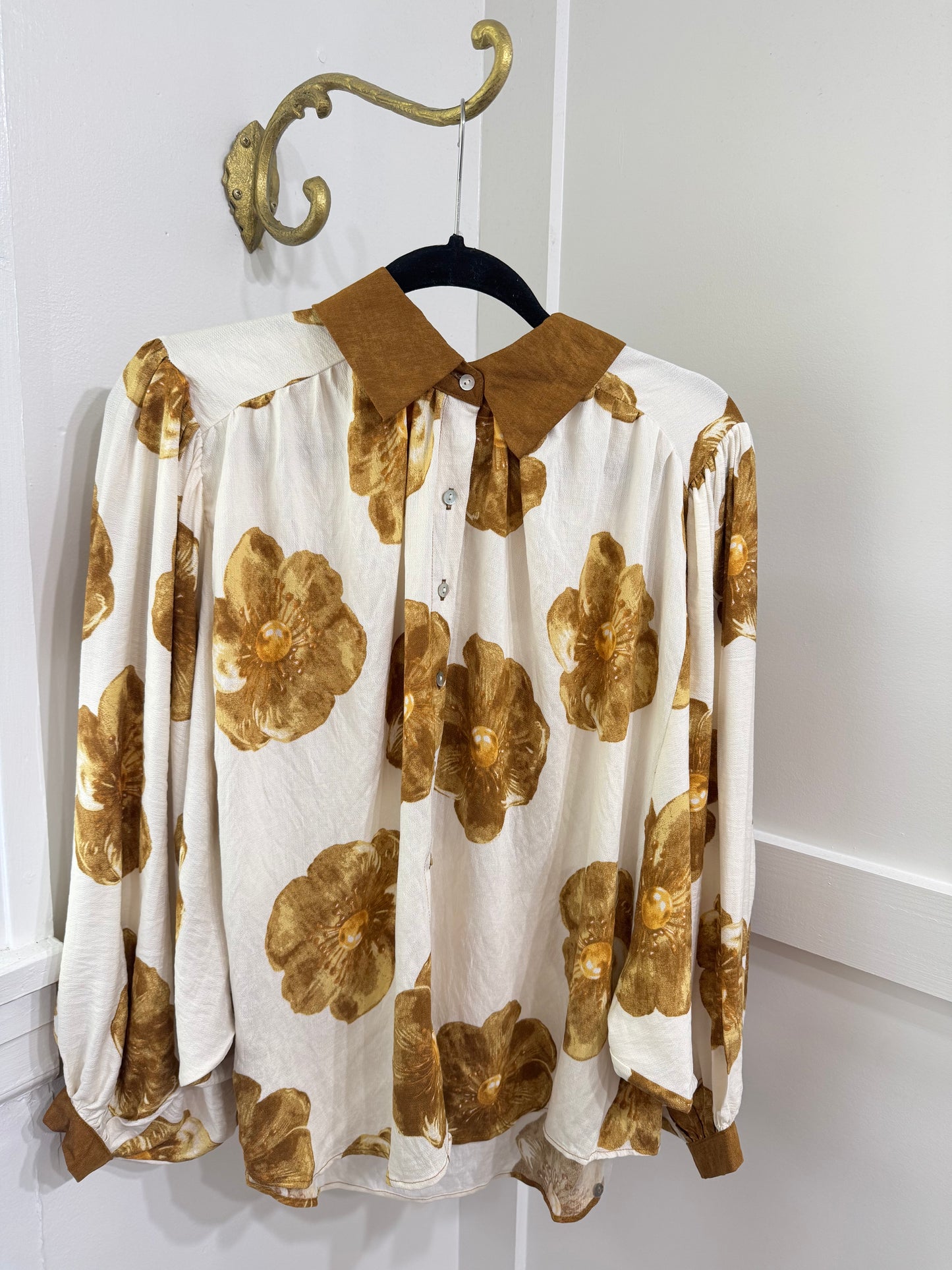 Taupe flower power top