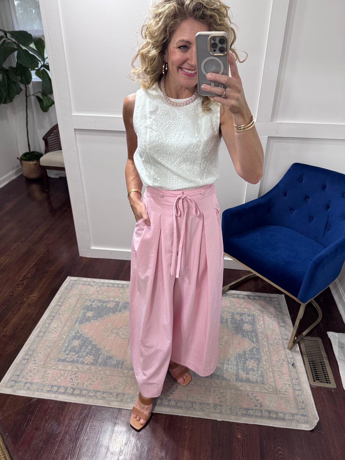 Pink pleated pants