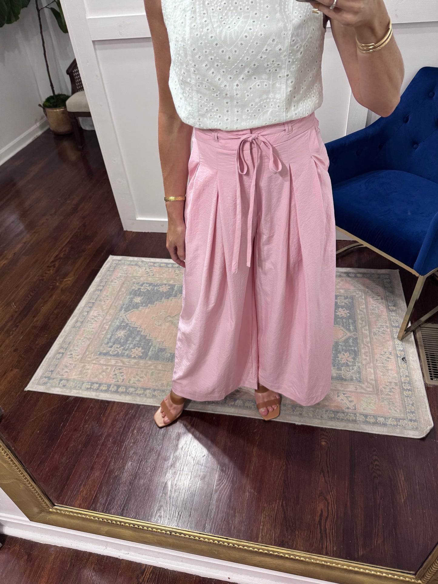 Pink pleated pants