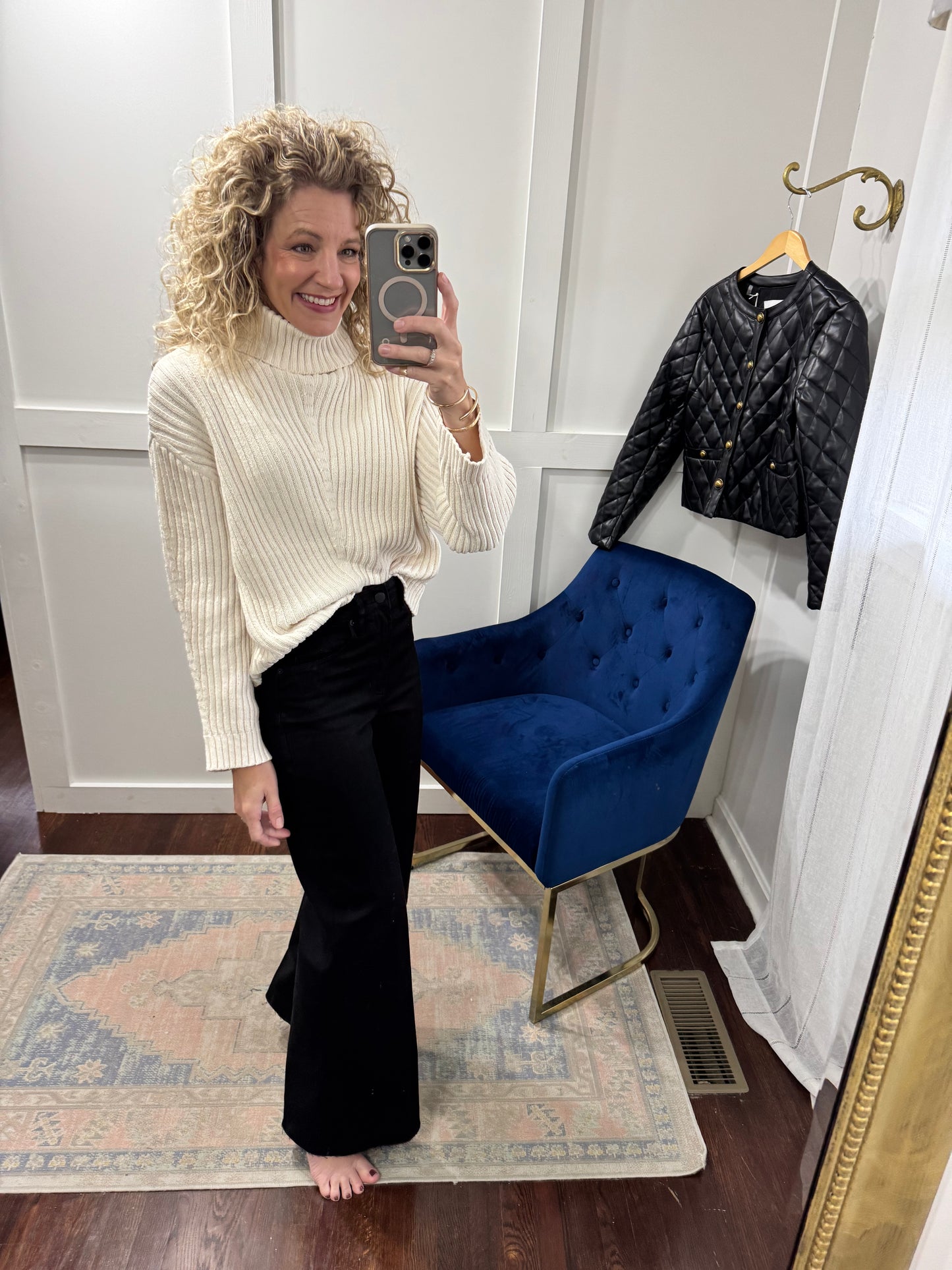 Ecru ribbed turtleneck sweater