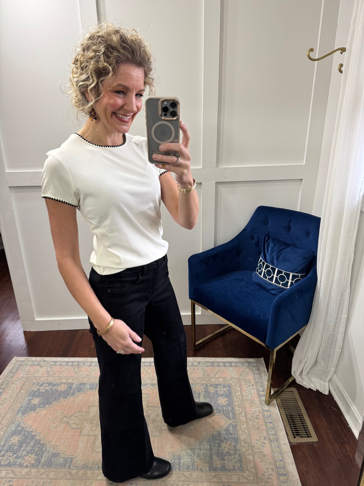 Zuma vintage cream black detail top