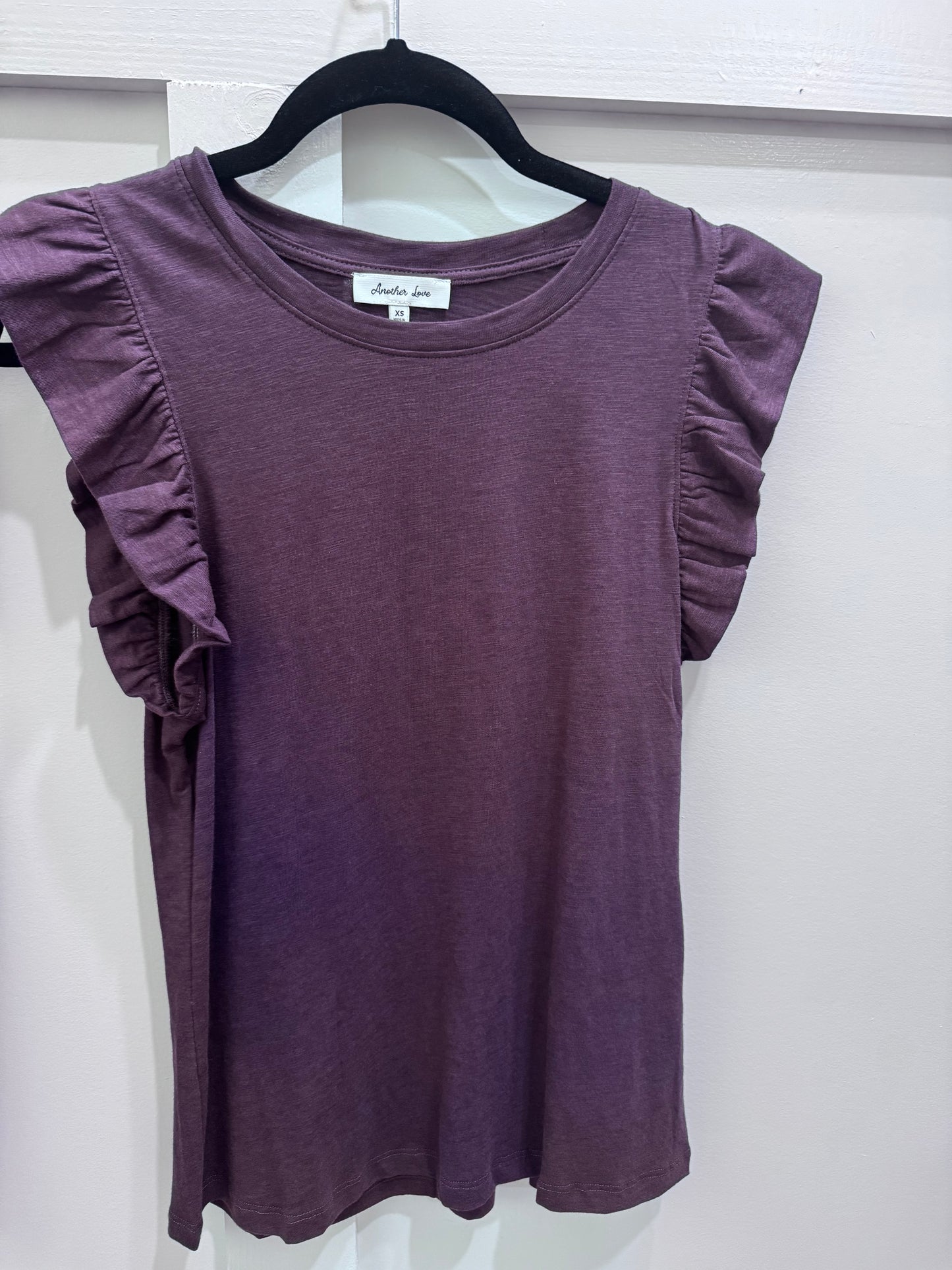 North ruffle flutter sleeve tee