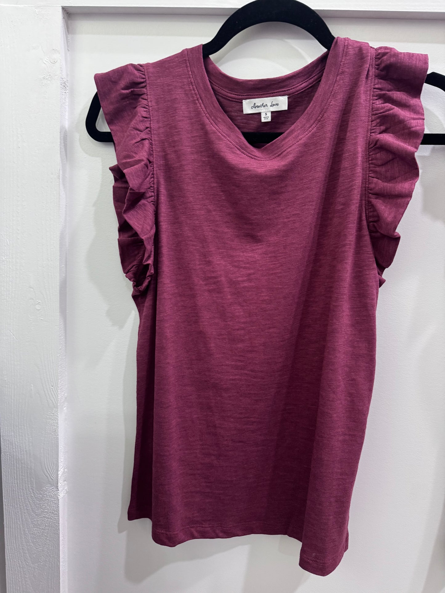 North ruffle flutter sleeve tee
