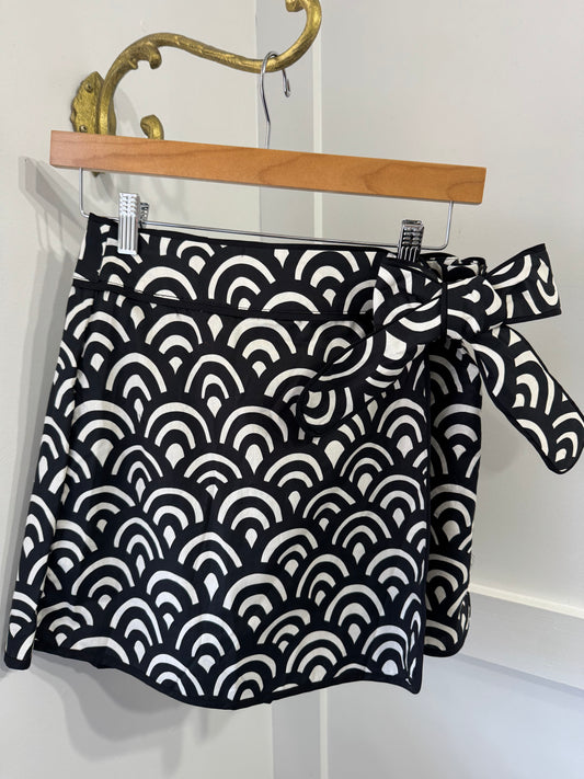 Midnight fan wrap skort